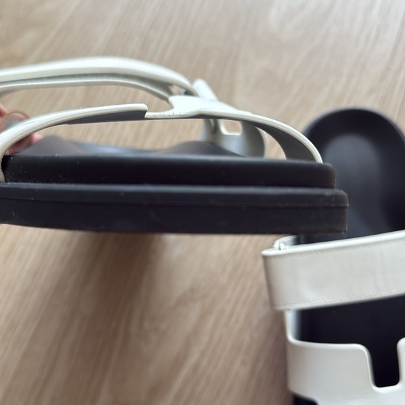 Hermes White and Black Chypre Sandals 38.5 - Picture 6 of 9